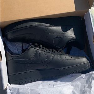 Nike Air Force 1 ‘07 (Black)